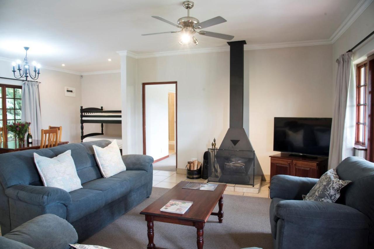 Lions River Country Cottages Esterno foto